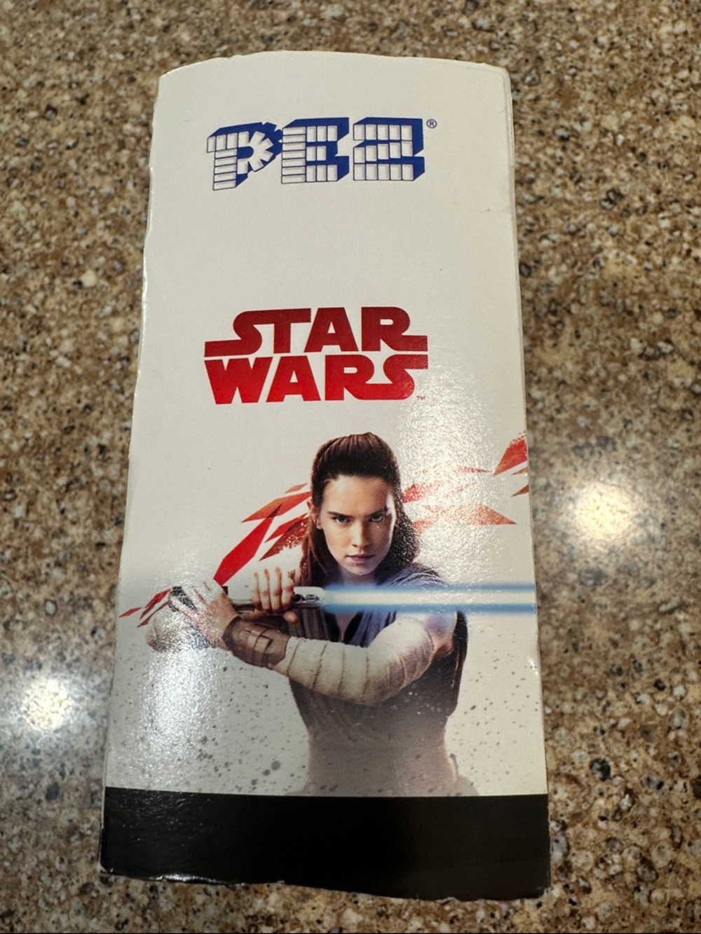 Disney Star Wars PEZ Candy Dispenser Set - Brown & White - Picture 3 of 6